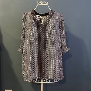 Black and White Geometric Women's Blouse